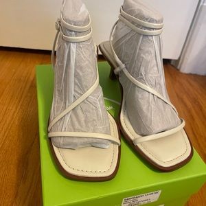 Sam Edelman Dominique ivory mini sandal size 7.5